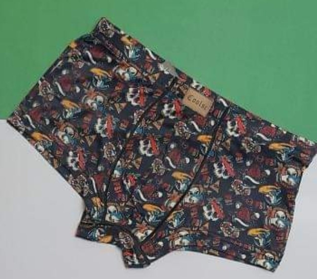 شورت برند کولسی سایز دو ایکس لارج اسکلت سورمه ای