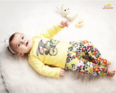 سرویس تکهباز نوزادی دخترانه پنبهای طرح خرگوش و دوچرخه – نمای تنخور بلوز و شلوار ست