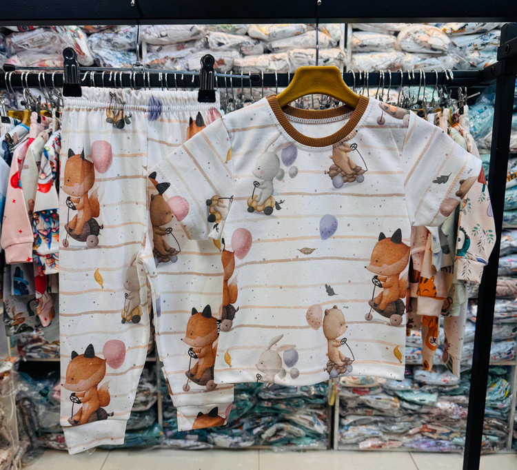 خرید ست لباس راحتی بچگونه جنس پنبه چاپ خرس و روباه سایزبندی موجود 45 مناسب 3 تا 4 سالگی