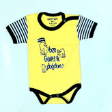 زیردکمه نوزادی پسرانه پنبهای طرح جوجه – دکمه پمپرز برای تعویض آسان