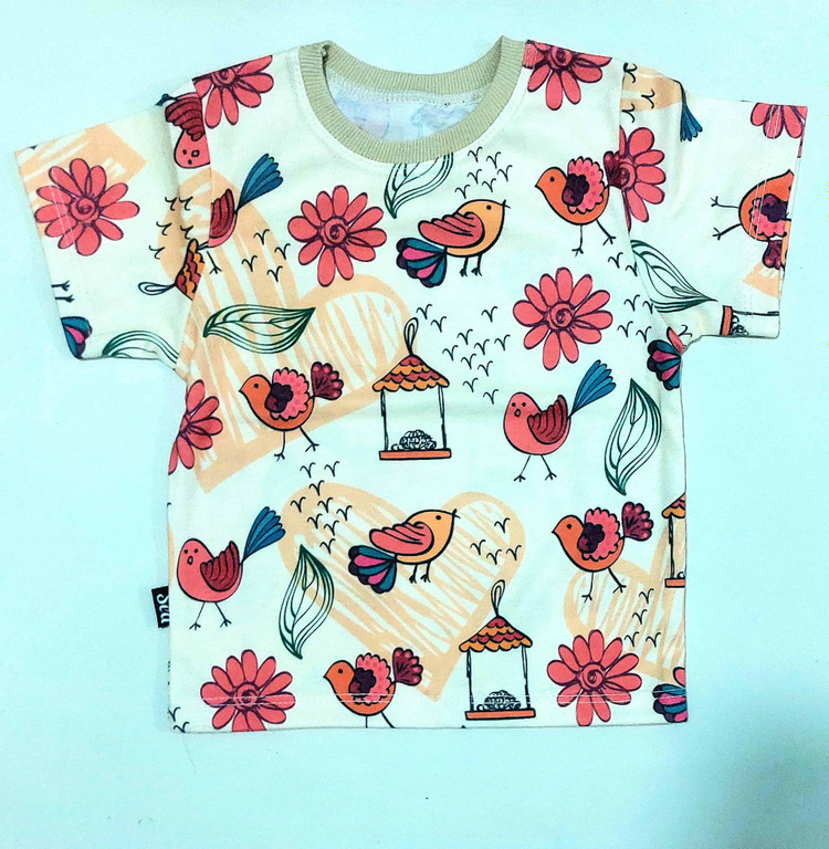 تیشرت و شلوارک راحتی پنبه طرح قلب و پرنده سایزبندی 35 تا 55 مناسب 1 تا 7 سال رنگبندی ندارد