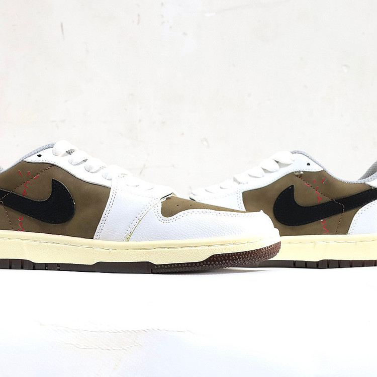 کتونی نایک ایر جردن 1تراویس سایز 41 تا 44