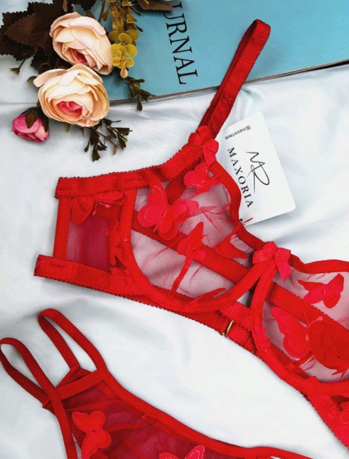 ست مکسوریا طرح پروانه برجسته