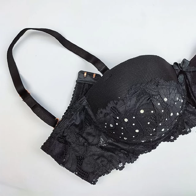 ست مکسوریا مشکی نگینی