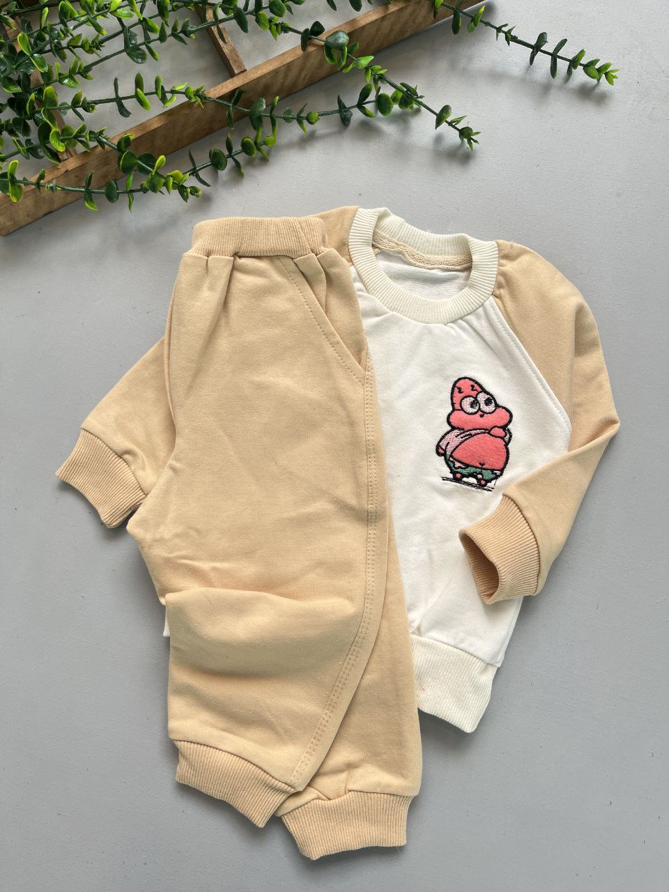 خرید ست بلوز و شلوار نوزادی جنس دورس پنبه آستین رگلان پاتریک مناسب برای نوزاد تا 18 ماهگی