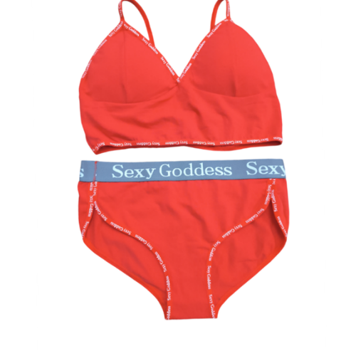 خرید ست نیم تنه شورت قرمز برند sexiGoddes سایز فری کاپدار از سایت بی بی ست