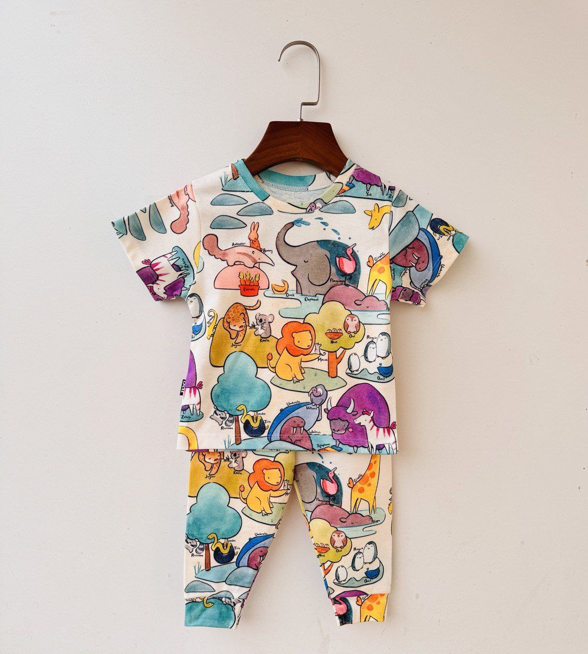 خرید اینترنتی ست راحتی بچگانه پنبه طرح نقاشی حیوانات سایزبندی 35 تا 50 مناسب 1 تا 5 سالگی