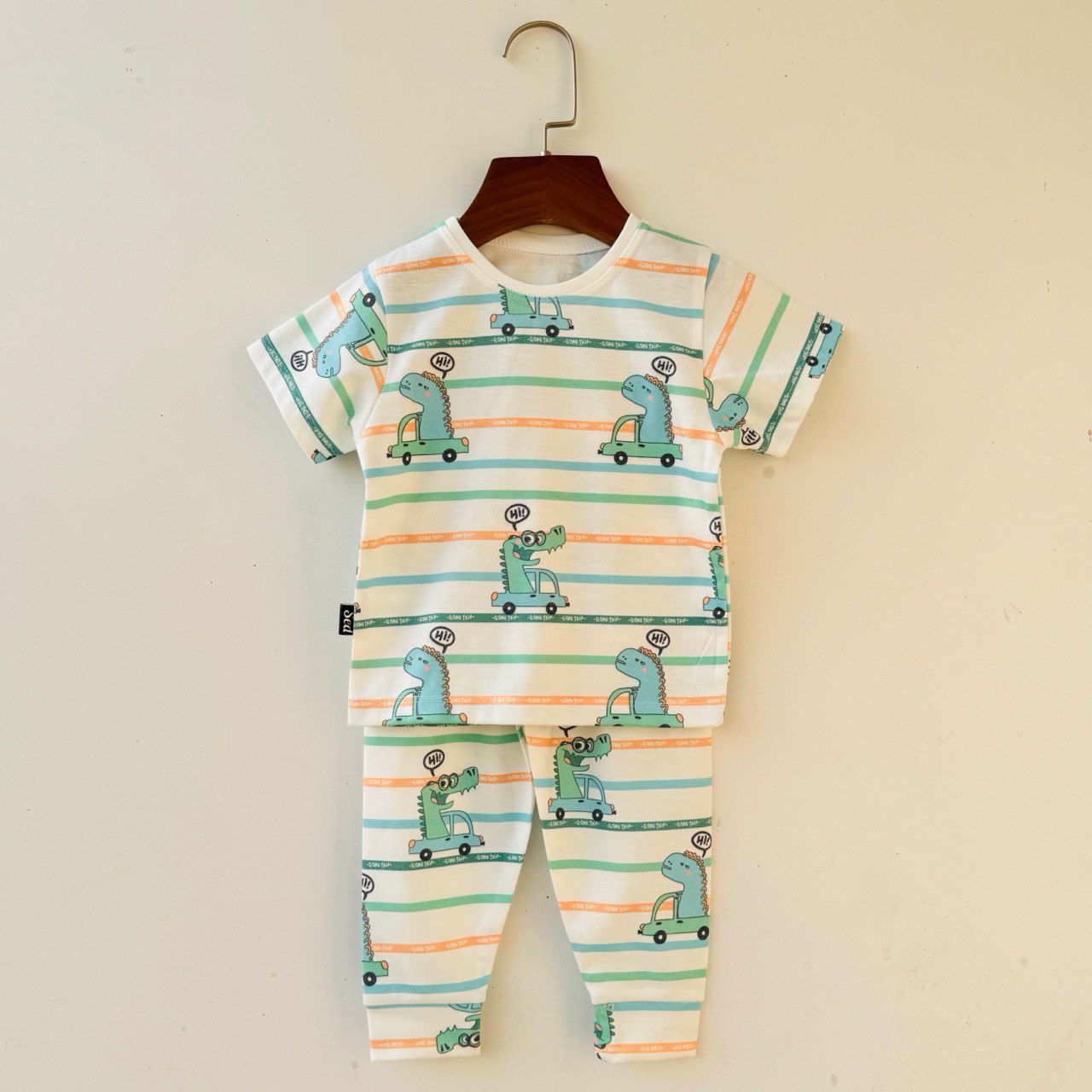 خرید اینترنتی ست راحتی بچگانه پنبه طرح تمساح سایزبندی 35 تا 50 مناسب 1 تا 5 سالگی