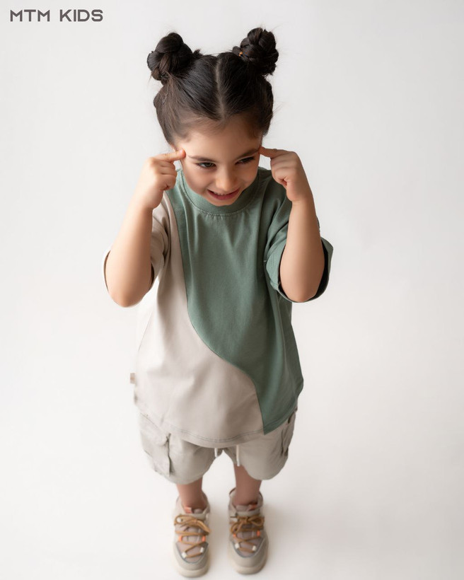 تیشرت و شلوارک بچگانه نایکی جنس تیشرت پنبه و شلوارک کتان جیبدار رنگبندی شاد سایز 40 تا 55