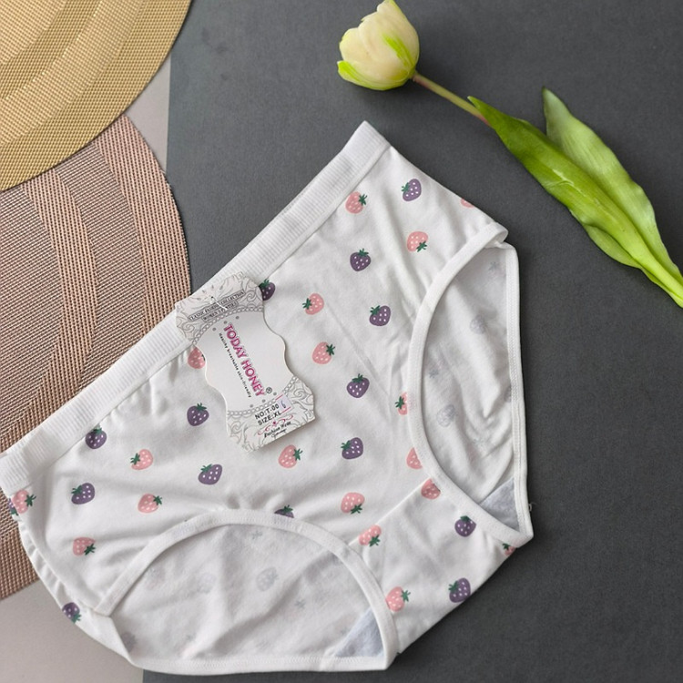 شورت کامل توت فرنگی