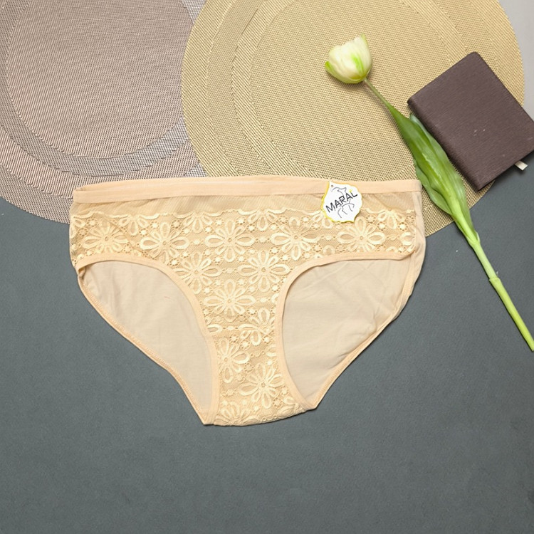 شورت دانتل بابونه پشت نخ کرم