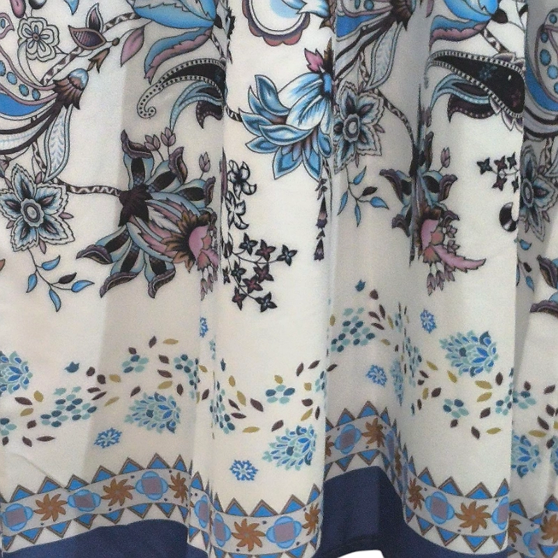 شومیز ساحلی جنس بو گاتی قد135 فری مناسب سایز 38 تا 46 مناسب استفاده روزانه خن راحت و سبک