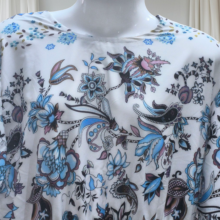 شومیز ساحلی جنس بو گاتی قد135 فری مناسب سایز 38 تا 46 مناسب استفاده روزانه خن راحت و سبک