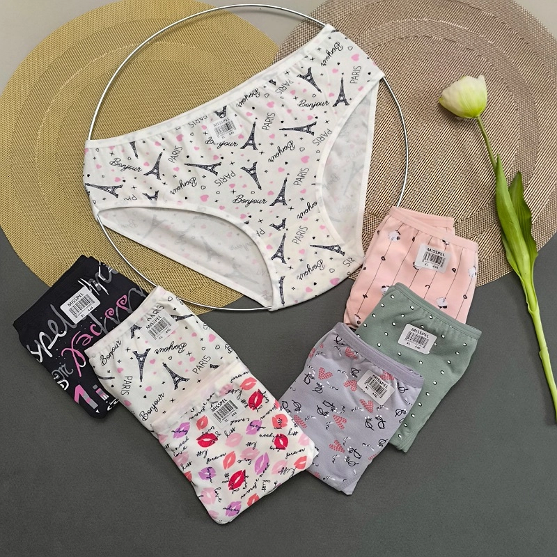 شورت میسپل ایکس لارج سفید ایفل