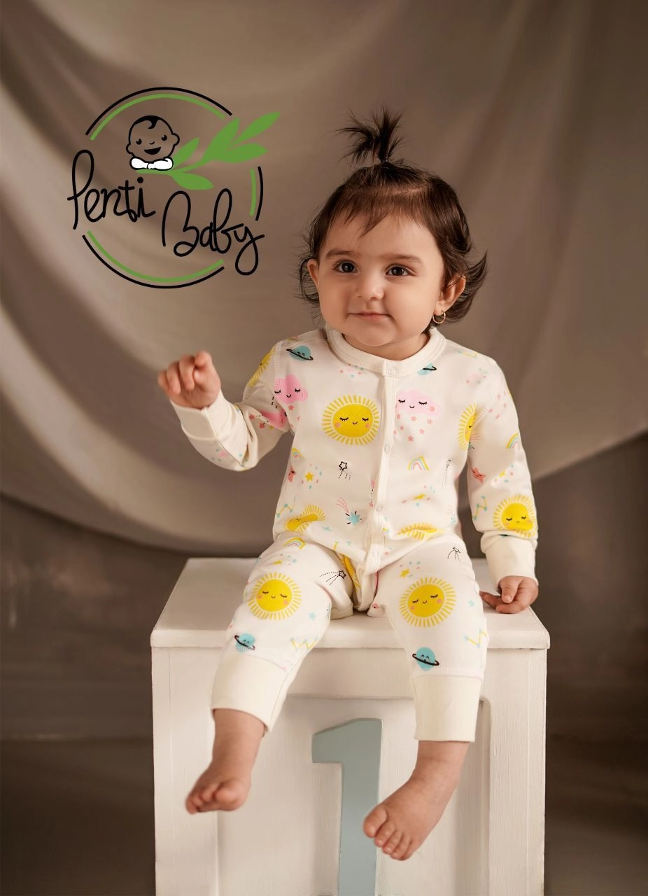 خرید سرهمی نوزاد پنبه طرح خورشید مناسب نوزادی بدو تولد تا 18 ماه قیمت اقتصادی کیفیت اروپایی