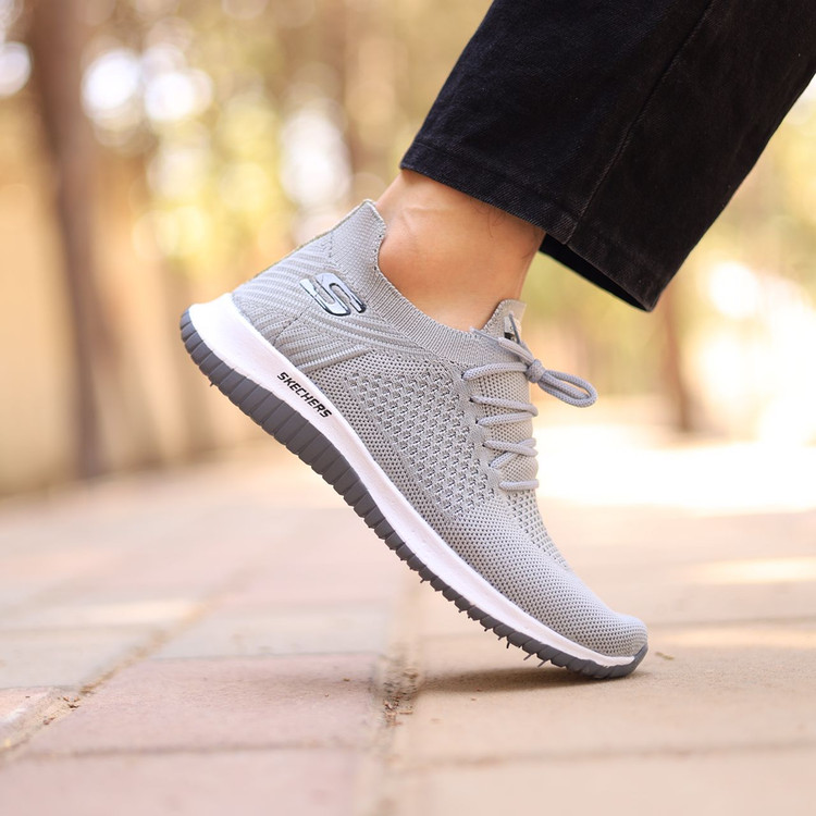 کتونی اسکیچرز جورابی زنانه سایز 37 تا 40