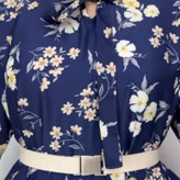 ساحلی گل دار زمینه مشکی گل قرمز