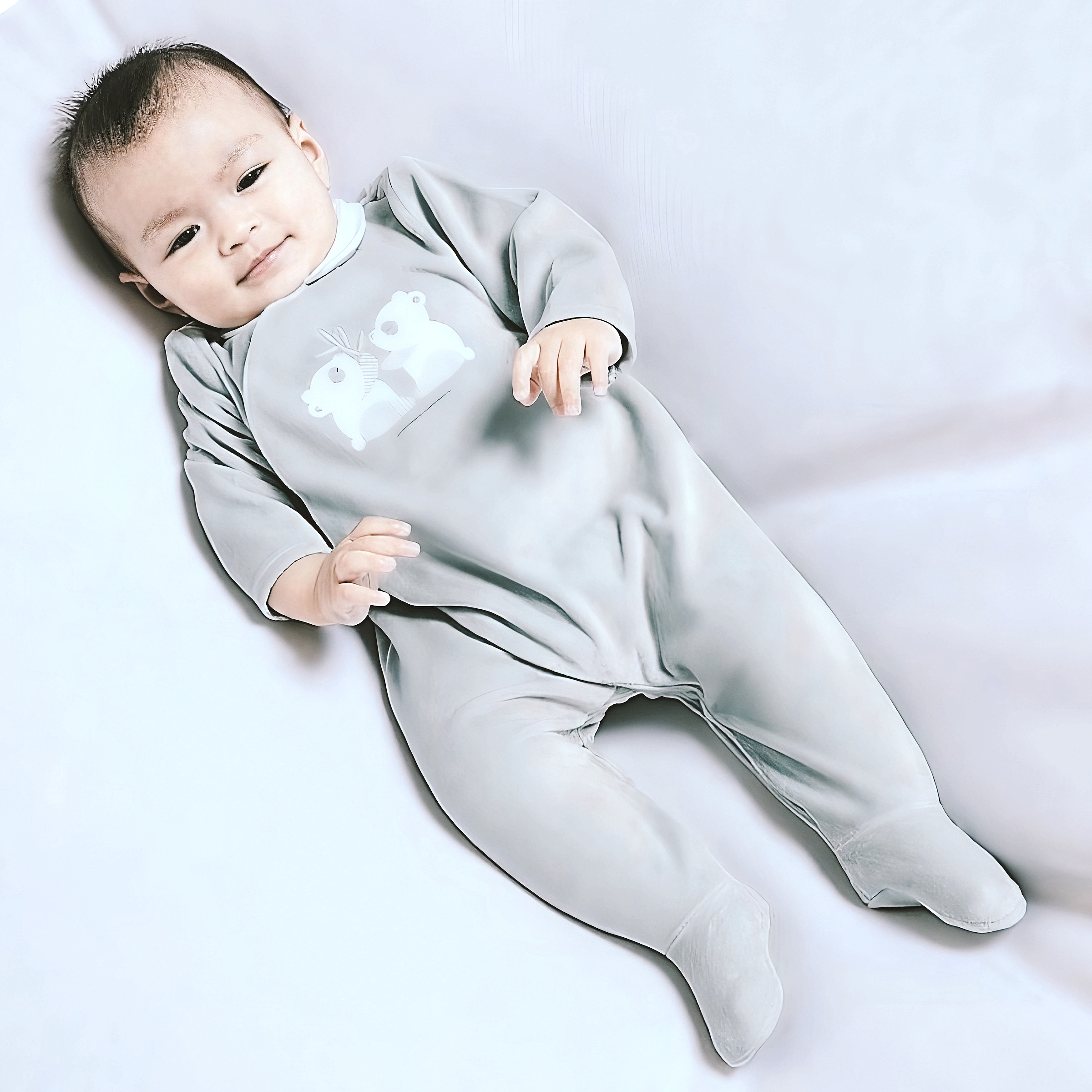 سرهمی نوزادی مخمل Okaidi-Obaibi | طرح خرس دوقلو | لباس نوزادی فرانسوی اصل | سایز 1m و 3m