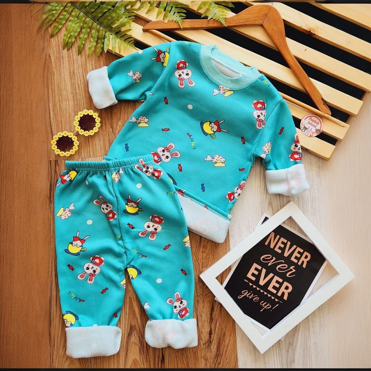 خرید بلوز و شلوار نرمالو | پنبه داخل کرکدار وارداتی گوانگجو | طرح خرگوش مناسب 3 تا 6 سالگی