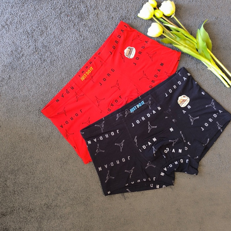 شورت پادارطرحدار قرمز