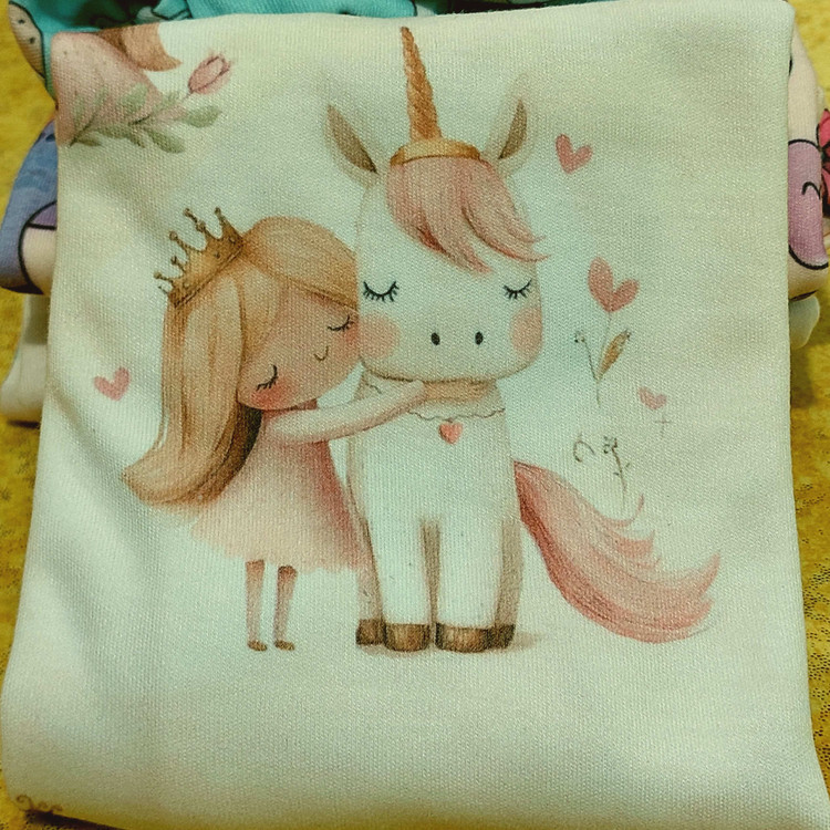 خرید ست لباس راحتی بچگانه آستین بلند با چاپ پرنسس و یونیکورن سایز 35 تا 50 مناسب 1تا 6 سال