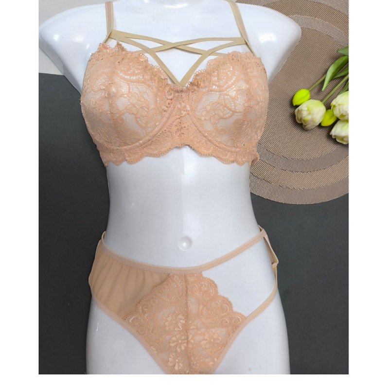 ست سوتین شورت دانتل هارنس دارکرم