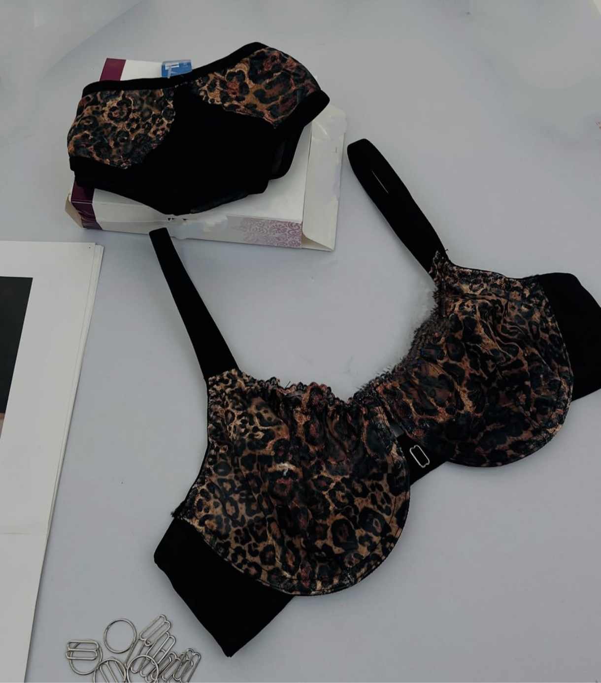 خرید ست سوتین شورت مخمل تورگاز