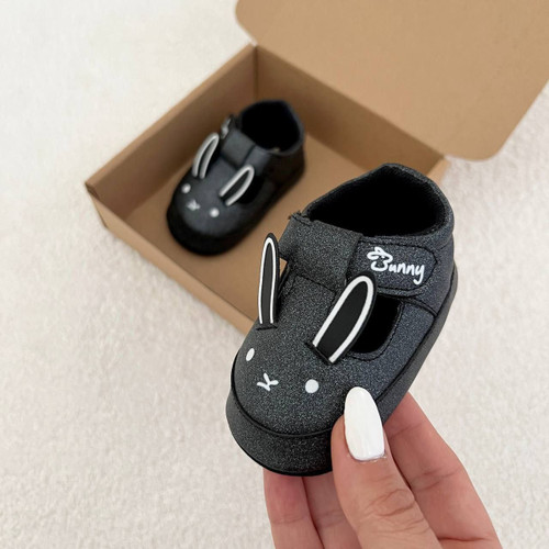 خرید پاپوش نوزادی دخترانه طرح صندل خرگوش سایز نوزاد تا ١٨ ماهگی (10.5 تا 12.5 سانتیمتر)