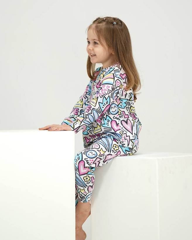 خرید لباس راحتی مادر و کودک جنس پنبه چاپ قلب قلبی مناسب سنین 1.5 تا 8 سال و سایز free مناسب 36 تا 48