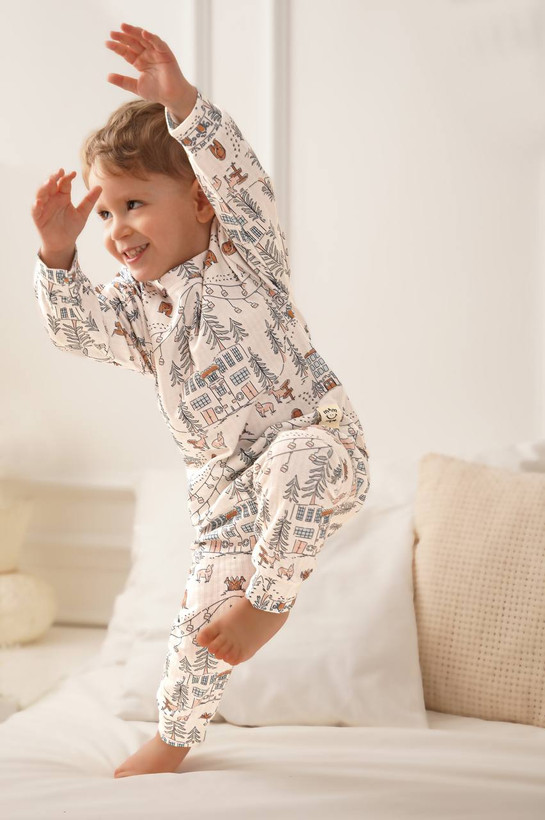 خرید ست لباس راحتی بچگانه پنبه طرح جشن کوهستان | سایز 6 ماه تا 4 سالگی | فروشگاه بیبی ست
