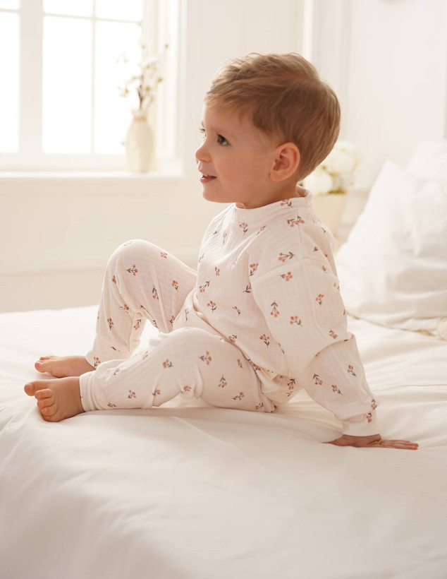 خرید ست لباس راحتی بچگانه پنبه طرح شاخه گل | سایز 6 ماه تا 4 سالگی | فروشگاه بیبی ست