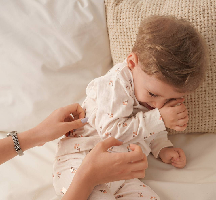 خرید ست لباس راحتی بچگانه پنبه طرح شاخه گل | سایز 6 ماه تا 4 سالگی | فروشگاه بیبی ست