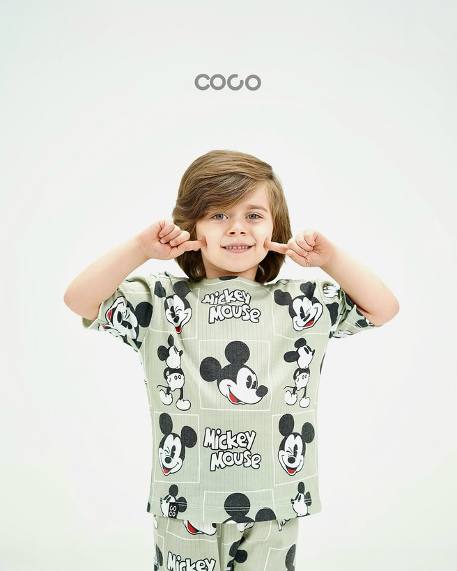 خرید لباس راحتی مادر و کودک جنس پنبه چاپ میکی مناسب سنین 1.5 تا 8 سال و سایز free مناسب 36 تا 48