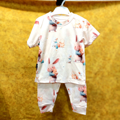 خرید آستین کوتاه و شلوار راحتی بچگونه 1 تا 6 سال سایزبندی 35 تا 50 قابل شستشو با وایتکس