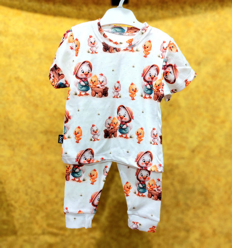 خرید آستین کوتاه و شلوار راحتی بچگونه 1 تا 6 سال سایزبندی 35 تا 50 قابل شستشو با وایتکس