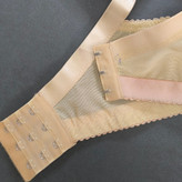 سوتین توری سایز 95.100رنگ کرم