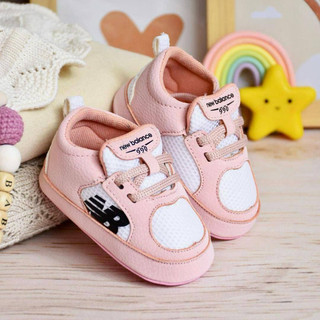 خرید اینترنتی پاپوش نوزادی کتونی نیوبالانس new balance صورتی سایز نوزاد تا 18 ماهگی (10.5 تا 12.5 سانتیمتر)